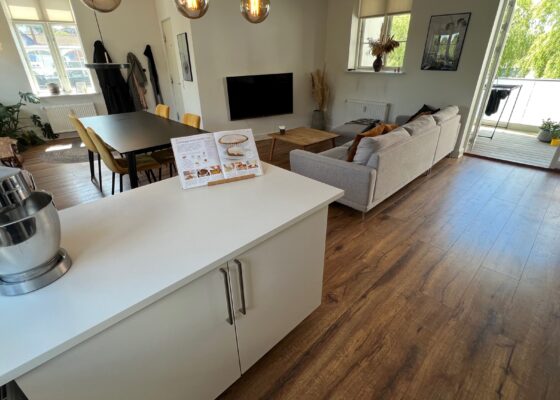 Køkken-stue-spisestue